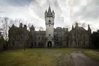 Beautiful Abandoned Castles